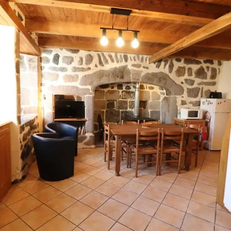 Cezens, 3 Pieces, 5 Personnes - Fr-1-742-470 Cezens
